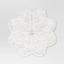 48" Christmas Dia Faux Fur Snowflake Shaped Tree Skirt - Wondershop™ 6 48" Christmas Dia Faux Fur Snowflake Shaped Tree Skirt - Wondershop™ -Wondershop GUEST 1054b15c 2c33 4d25 a743 e2cd4578e328