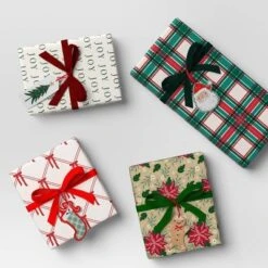 4 Pk Christmas Velvet Ribbon Gift Packaging Accessories Red/Green - Wondershop™
