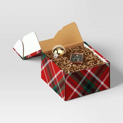 Christmas Shredded Paper Filler Brown Kraft - Wondershop™ 3 Christmas Shredded Paper Filler Brown Kraft - Wondershop™